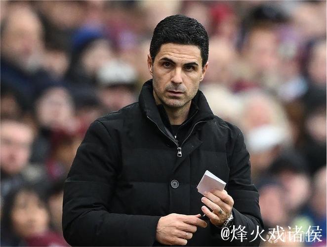 阿尔特塔：特罗萨德在场上感觉有些不适，我们不