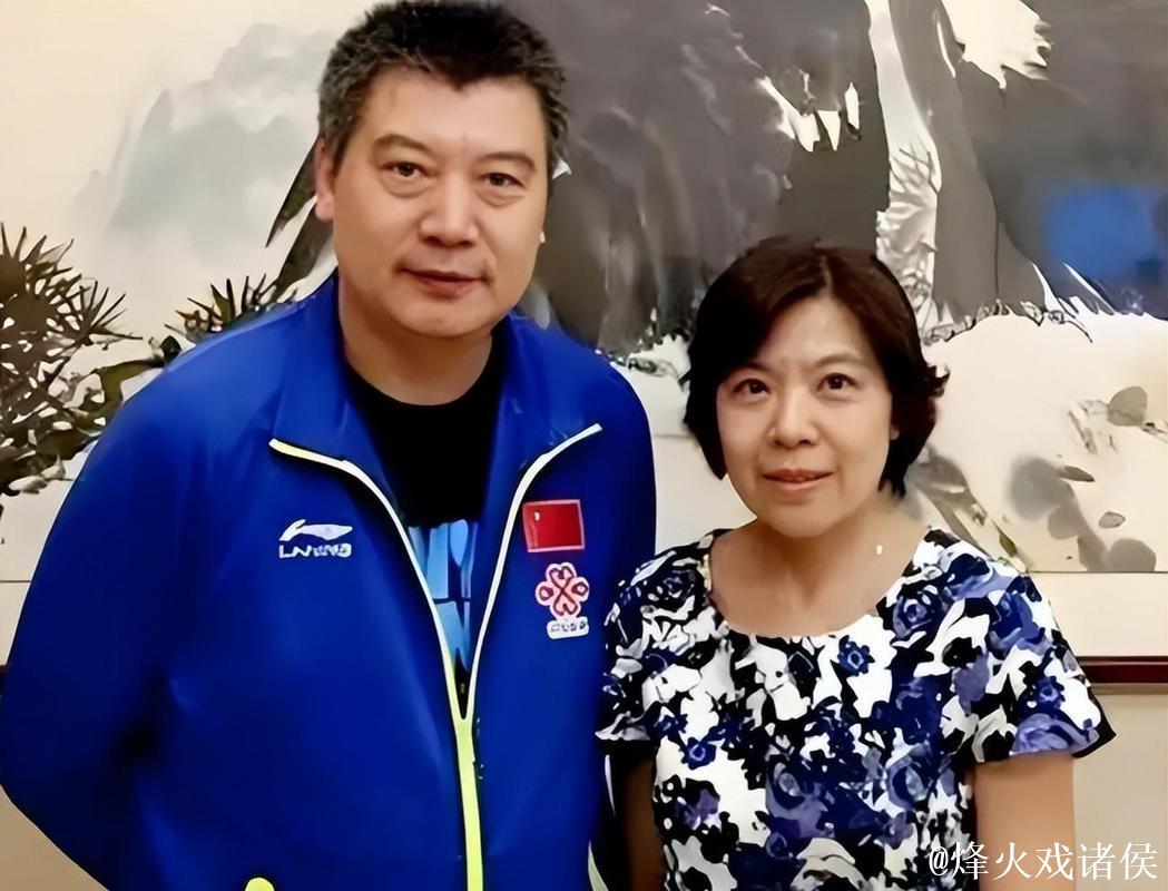 她是李隼的亲妹妹，改名入日籍曾是日乒教练，如今仍为日乒培养人才